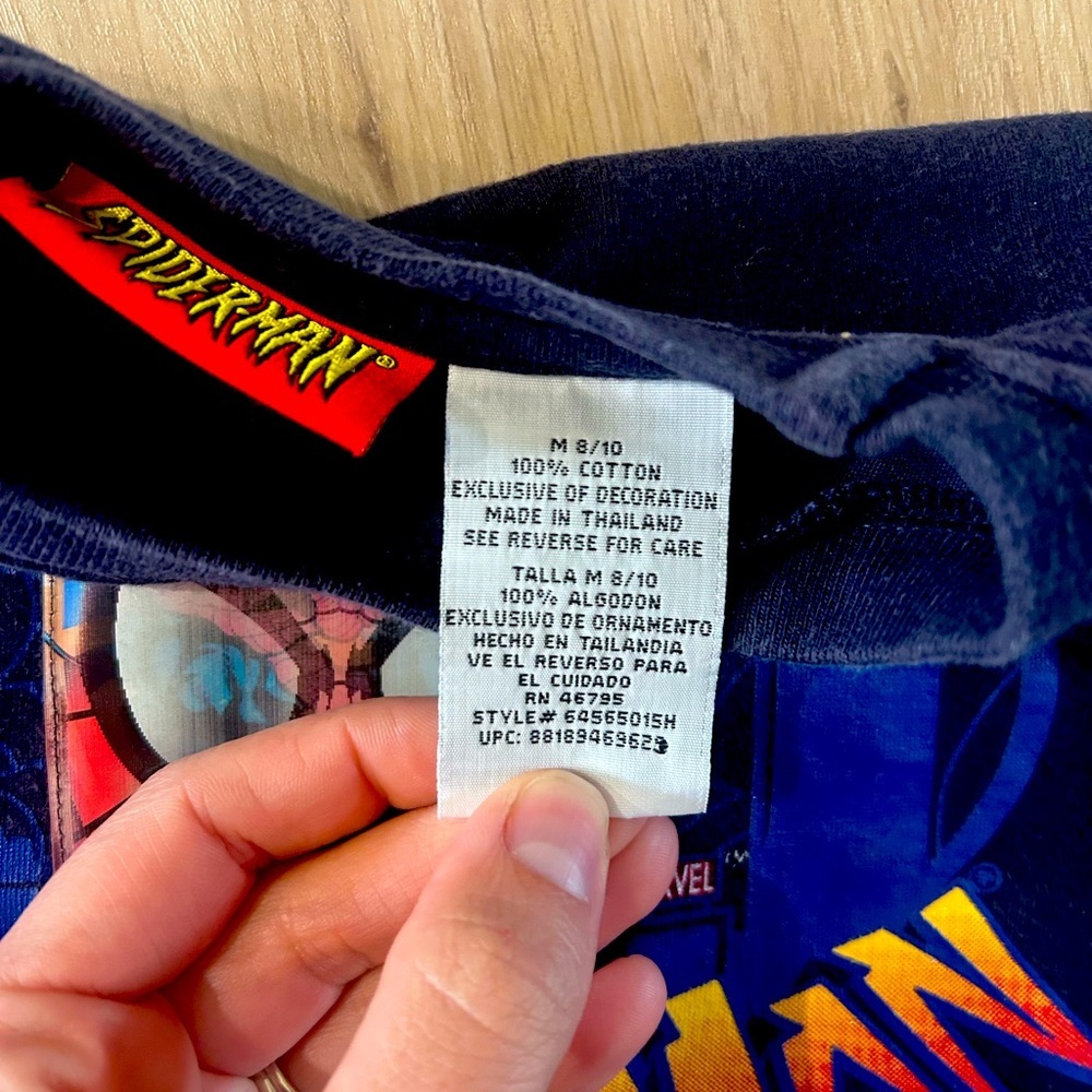 Y2K vintage Spider-Man long sleeve graphic holographic tee long sleeve size 8 - Picture 4 of 4